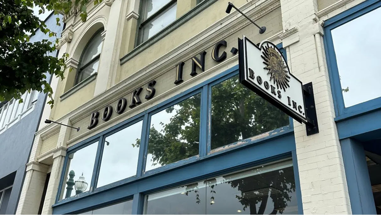 Multi-Location Retail Loyalty Program Case Study: Books Inc.